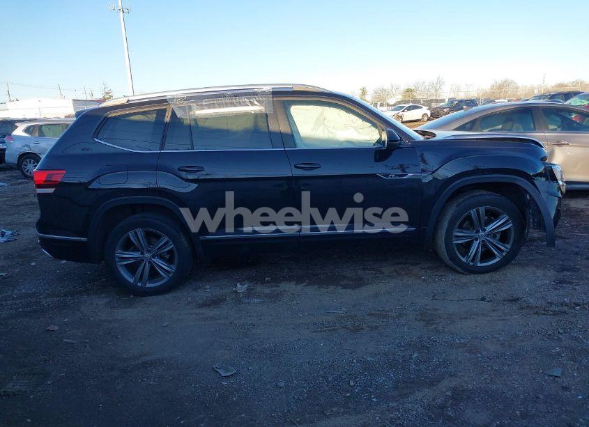 Photo 14 of 2019 Volkswagen Atlas 3.6L V6 SE W/TECHNOLOGY R-LINE (VIN 1V2XR2CA4KC622850)