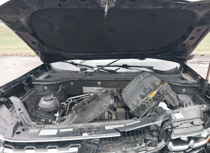 Photo 10 of 2019 Volkswagen Atlas 3.6L V6 SE W/TECHNOLOGY R-LINE (VIN 1V2XR2CA5KC581211)