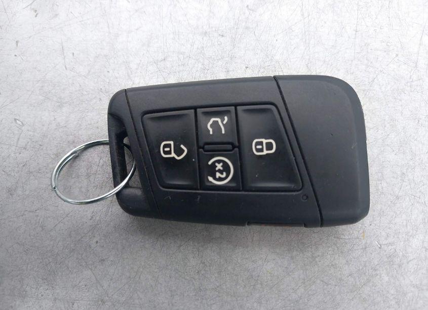 Photo 11 of 2019 Volkswagen Atlas 3.6L V6 SE W/TECHNOLOGY R-LINE (VIN 1V2XR2CA5KC581211)