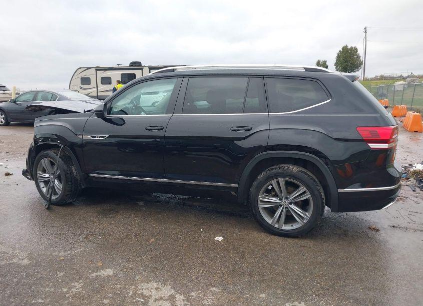 Photo 14 of 2019 Volkswagen Atlas 3.6L V6 SE W/TECHNOLOGY R-LINE (VIN 1V2XR2CA5KC581211)