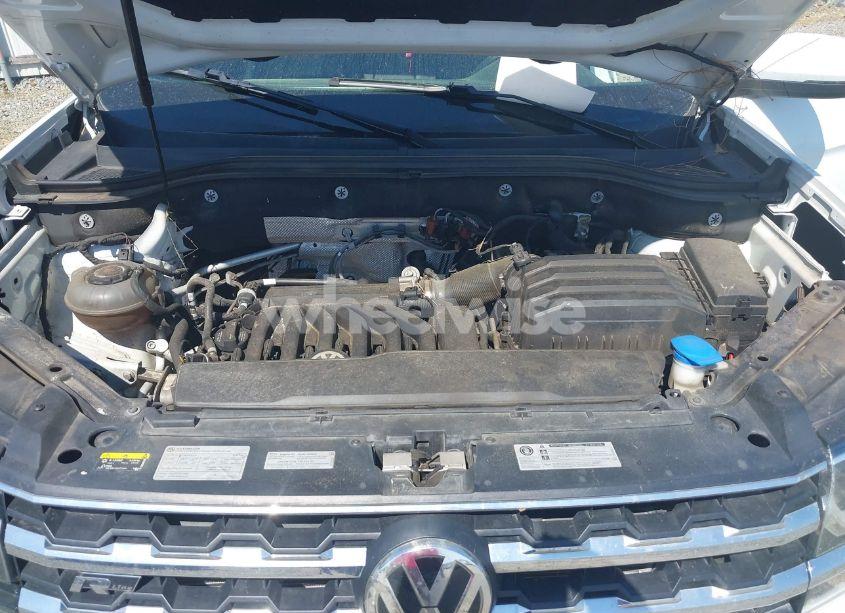 Photo 10 of 2019 Volkswagen Atlas 3.6L V6 SE W/TECHNOLOGY R-LINE (VIN 1V2YR2CA0KC582951)