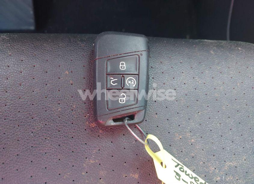 Photo 11 of 2019 Volkswagen Atlas 3.6L V6 SE W/TECHNOLOGY R-LINE (VIN 1V2YR2CA0KC582951)