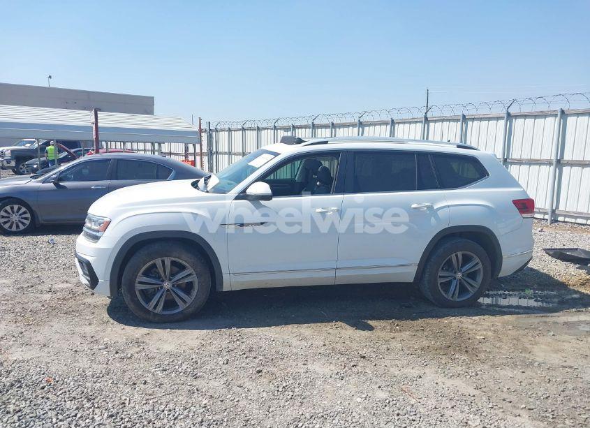 Photo 14 of 2019 Volkswagen Atlas 3.6L V6 SE W/TECHNOLOGY R-LINE (VIN 1V2YR2CA0KC582951)