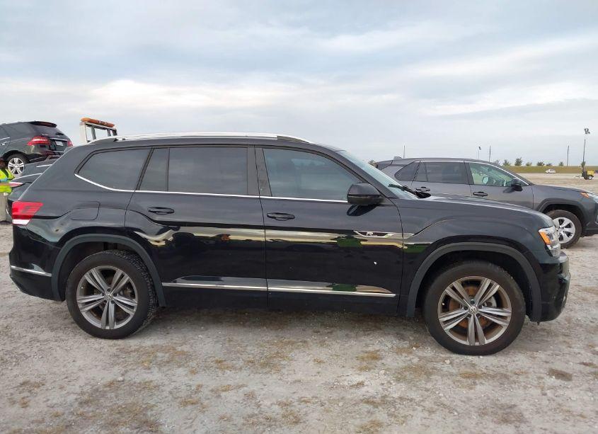 Photo 13 of 2019 Volkswagen Atlas 3.6L V6 SE W/TECHNOLOGY R-LINE (VIN 1V2YR2CA5KC527783)
