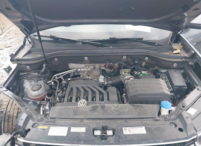 Photo 10 of 2019 Volkswagen Atlas 3.6L V6 SE W/TECHNOLOGY R-LINE (VIN 1V2YR2CA7KC546917)