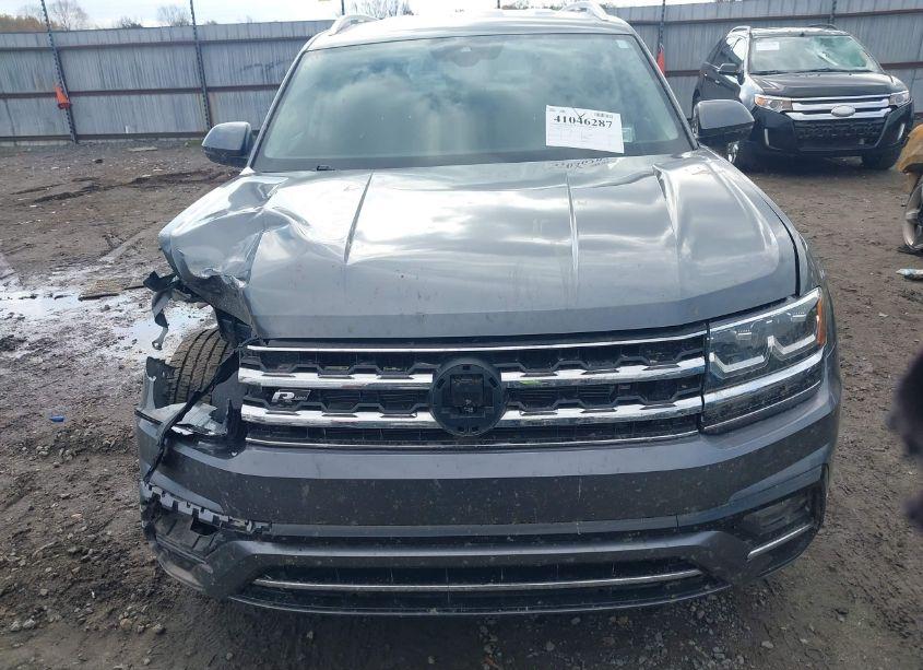 Photo 12 of 2019 Volkswagen Atlas 3.6L V6 SE W/TECHNOLOGY R-LINE (VIN 1V2YR2CA7KC546917)