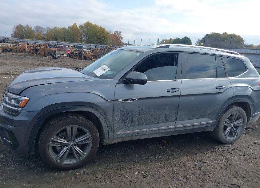 Photo 14 of 2019 Volkswagen Atlas 3.6L V6 SE W/TECHNOLOGY R-LINE (VIN 1V2YR2CA7KC546917)