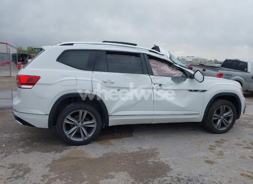 Photo 13 of 2019 Volkswagen Atlas 3.6L V6 SE W/TECHNOLOGY R-LINE (VIN 1V2YR2CA8KC623858)