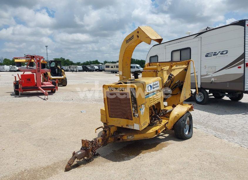 Photo 2 of 2001 Vermeer Mfg. CO. UNKNOWN (VIN 1VRD1015911003855)