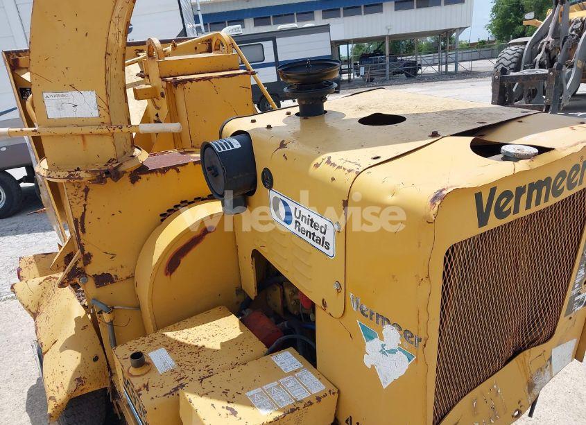 Photo 8 of 2001 Vermeer Mfg. CO. UNKNOWN (VIN 1VRD1015911003855)