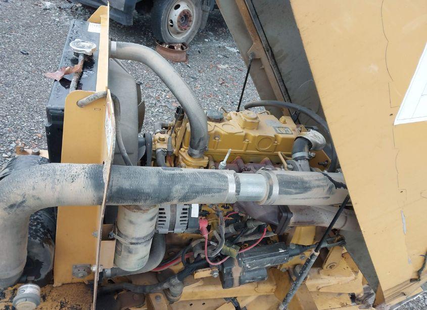 Photo 10 of 2014 Vermeer Mfg. CO. VERMEER MFG. CO. (VIN 1VRY12056E1002327)