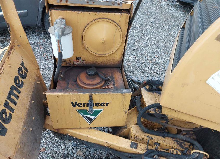 Photo 8 of 2014 Vermeer Mfg. CO. VERMEER MFG. CO. (VIN 1VRY12056E1002327)