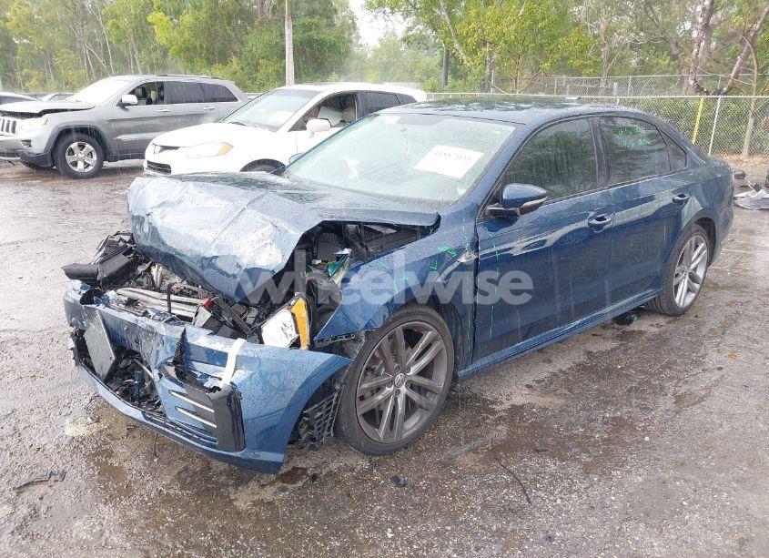 Photo 2 of 2018 Volkswagen Passat 2.0T R-LINE/2.0T S (VIN 1VWAA7A30JC021740)