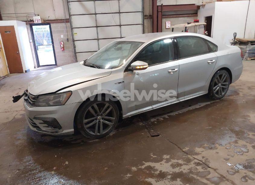 Photo 2 of 2018 Volkswagen Passat 2.0T R-LINE/2.0T S (VIN 1VWAA7A30JC037243)