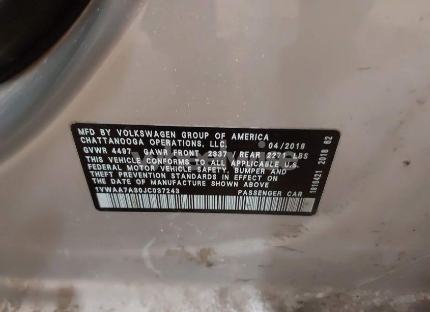 Photo 9 of 2018 Volkswagen Passat 2.0T R-LINE/2.0T S (VIN 1VWAA7A30JC037243)