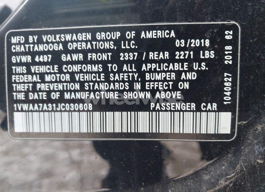 Photo 9 of 2018 Volkswagen Passat 2.0T R-LINE/2.0T S (VIN 1VWAA7A31JC030608)