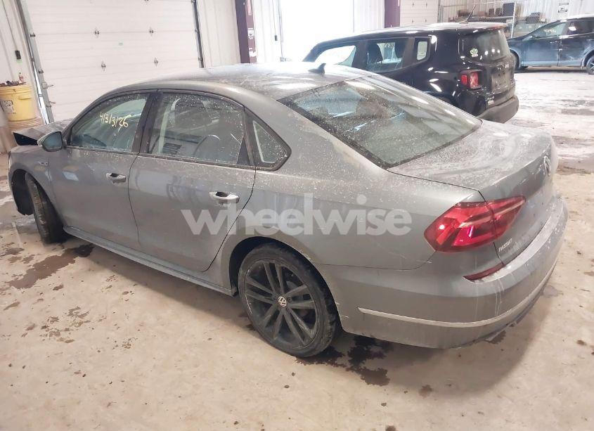 Photo 3 of 2018 Volkswagen Passat 2.0T R-LINE/2.0T S (VIN 1VWAA7A31JC031628)