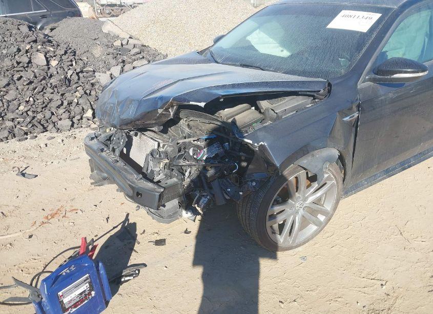 Photo 6 of 2018 Volkswagen Passat 2.0T R-LINE/2.0T S (VIN 1VWAA7A31JC039888)