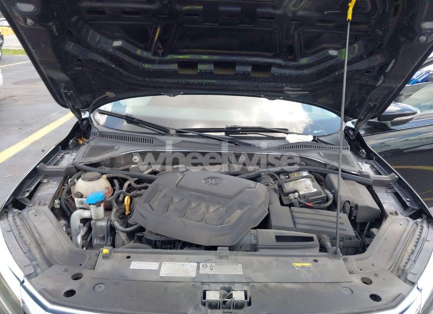 Photo 10 of 2020 Volkswagen Passat 2.0T S (VIN 1VWAA7A31LC013309)