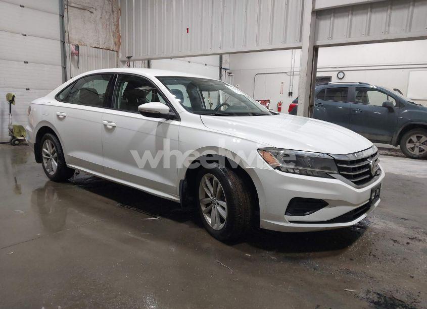 2020 Volkswagen Passat 2.0T S (VIN 1VWAA7A31LC023337) main photo