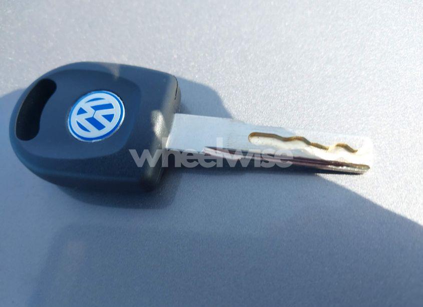 Photo 11 of 2021 Volkswagen Passat 2.0T S (VIN 1VWAA7A31MC005888)