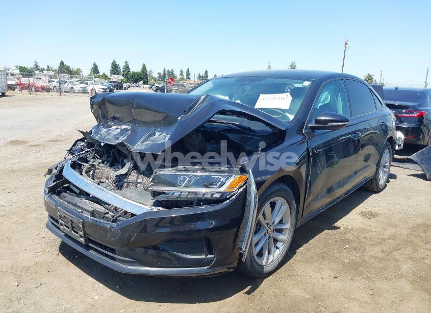 Photo 15 of 2021 Volkswagen Passat 2.0T S (VIN 1VWAA7A31MC005888)