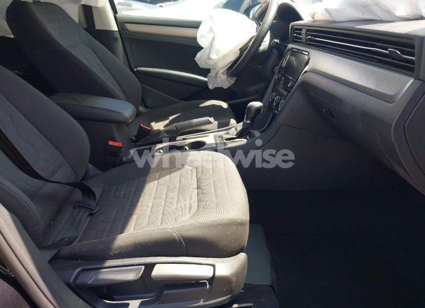 Photo 5 of 2021 Volkswagen Passat 2.0T S (VIN 1VWAA7A31MC005888)