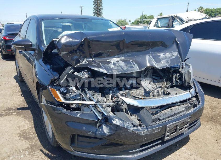 Photo 6 of 2021 Volkswagen Passat 2.0T S (VIN 1VWAA7A31MC005888)