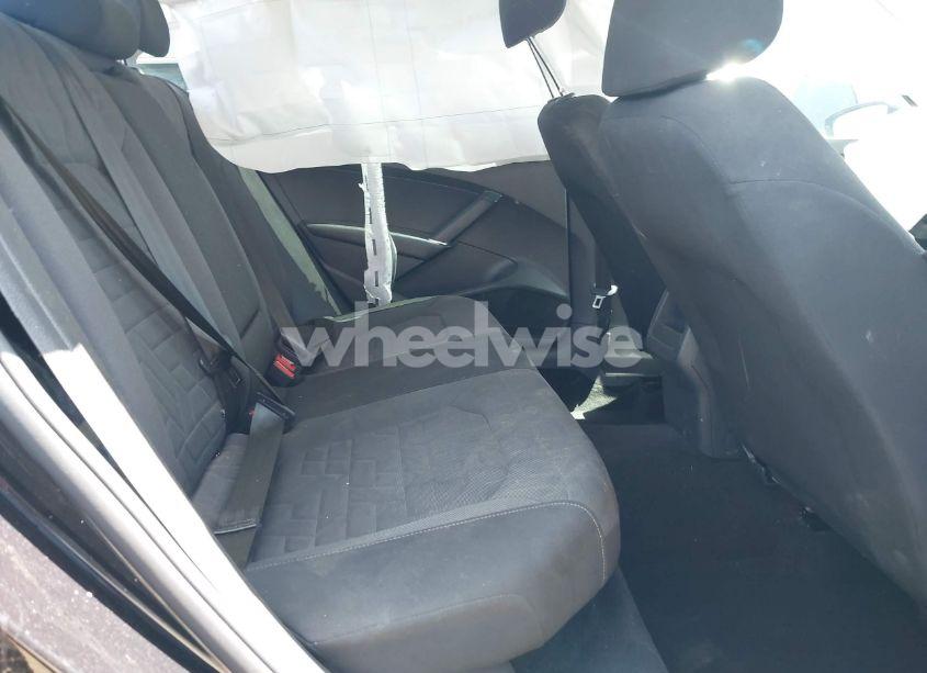 Photo 8 of 2021 Volkswagen Passat 2.0T S (VIN 1VWAA7A31MC005888)