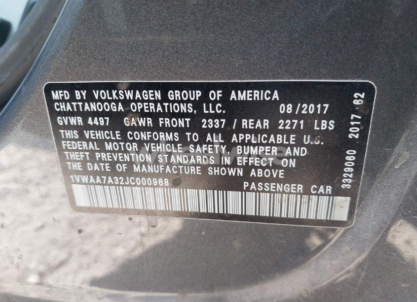 Photo 9 of 2018 Volkswagen Passat 2.0T R-LINE/2.0T S (VIN 1VWAA7A32JC000968)