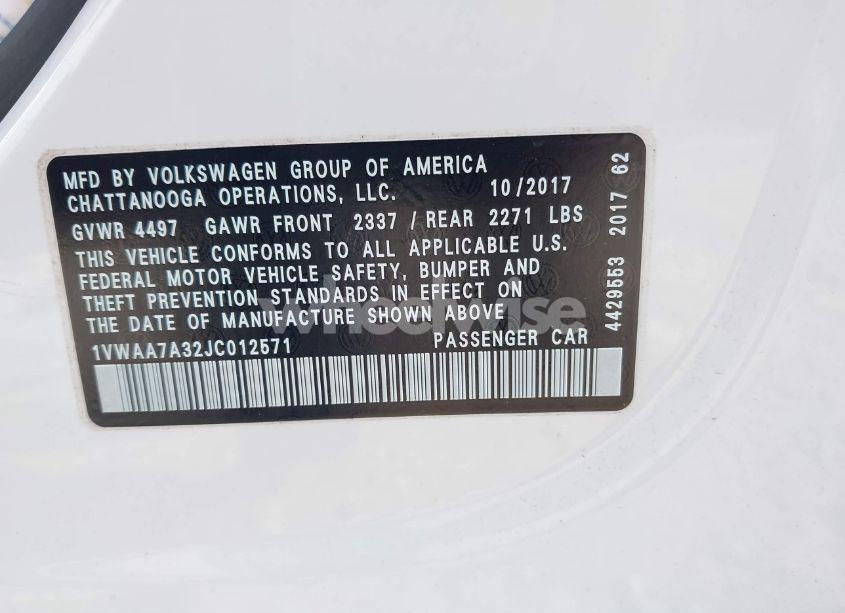 Photo 9 of 2018 Volkswagen Passat 2.0T R-LINE/2.0T S (VIN 1VWAA7A32JC012571)