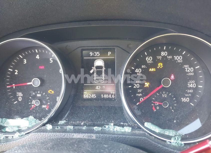 Photo 7 of 2018 Volkswagen Passat 2.0T R-LINE/2.0T S (VIN 1VWAA7A32JC014403)