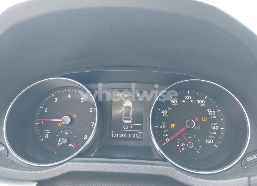 Photo 7 of 2018 Volkswagen Passat 2.0T R-LINE/2.0T S (VIN 1VWAA7A32JC022159)