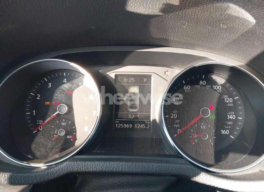 Photo 7 of 2018 Volkswagen Passat 2.0T R-LINE/2.0T S (VIN 1VWAA7A32JC035560)