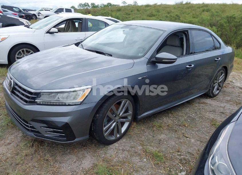 Photo 2 of 2018 Volkswagen Passat 2.0T R-LINE/2.0T S (VIN 1VWAA7A33JC007136)