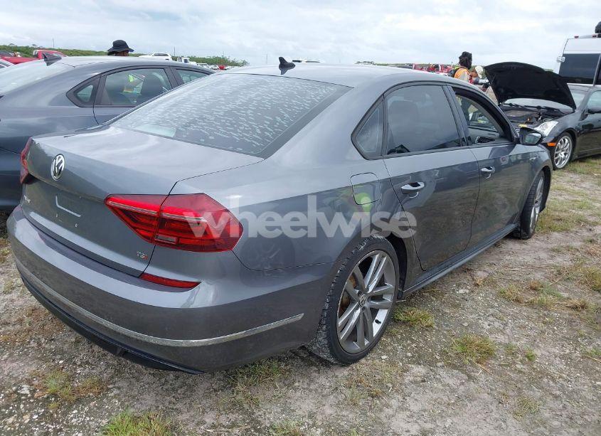 Photo 4 of 2018 Volkswagen Passat 2.0T R-LINE/2.0T S (VIN 1VWAA7A33JC007136)