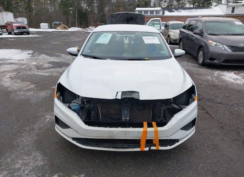 Photo 12 of 2021 Volkswagen Passat 2.0T S (VIN 1VWAA7A34MC018568)