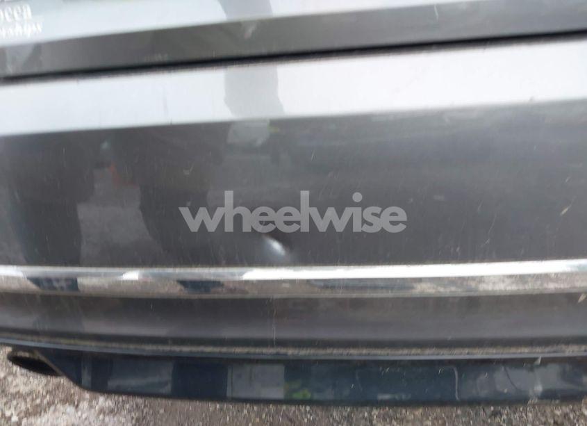 Photo 20 of 2018 Volkswagen Passat 2.0T R-LINE/2.0T S (VIN 1VWAA7A35JC010779)