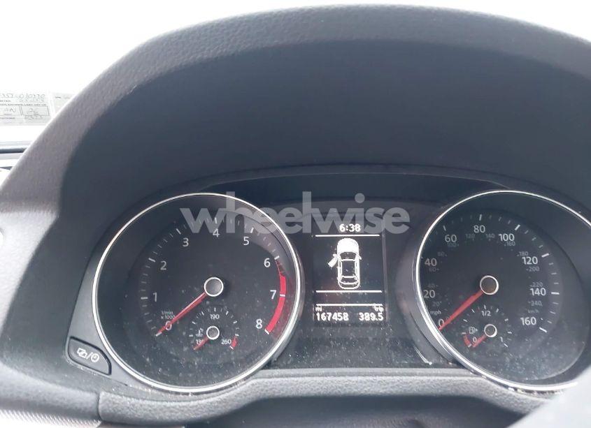 Photo 7 of 2018 Volkswagen Passat 2.0T R-LINE/2.0T S (VIN 1VWAA7A35JC010779)