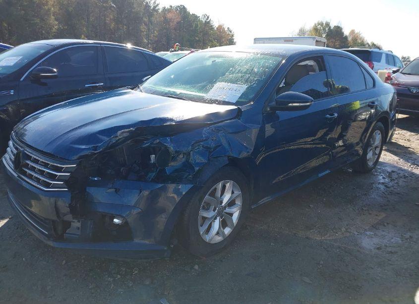 Photo 2 of 2018 Volkswagen Passat 2.0T R-LINE/2.0T S (VIN 1VWAA7A35JC033219)