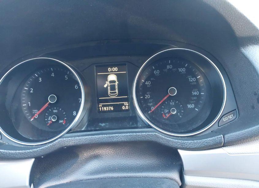 Photo 7 of 2018 Volkswagen Passat 2.0T R-LINE/2.0T S (VIN 1VWAA7A35JC033219)