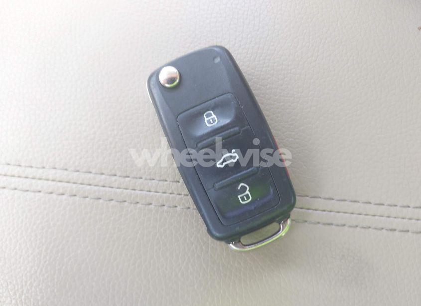 Photo 11 of 2021 Volkswagen Passat 2.0T S (VIN 1VWAA7A36MC003621)