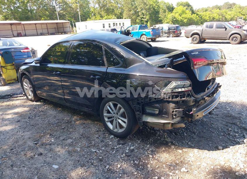 Photo 3 of 2021 Volkswagen Passat 2.0T S (VIN 1VWAA7A36MC003621)