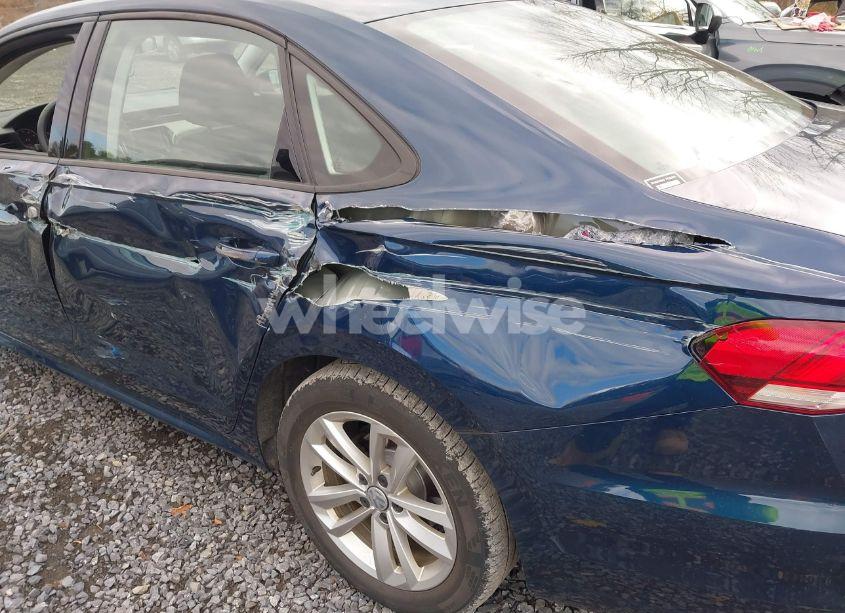 Photo 6 of 2021 Volkswagen Passat 2.0T S (VIN 1VWAA7A37MC006513)