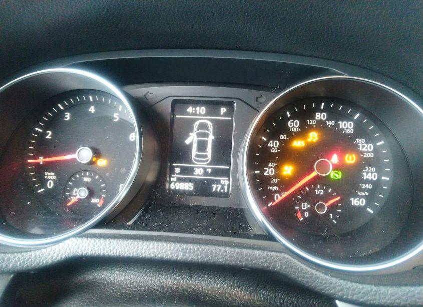 Photo 7 of 2018 Volkswagen Passat 2.0T R-LINE/2.0T S (VIN 1VWAA7A38JC020660)