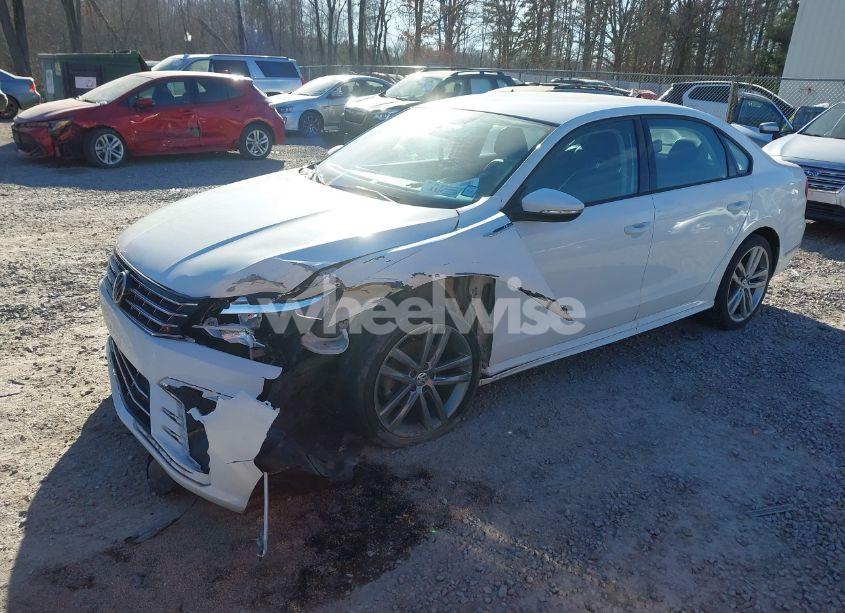 Photo 2 of 2018 Volkswagen Passat 2.0T R-LINE/2.0T S (VIN 1VWAA7A3XJC000569)