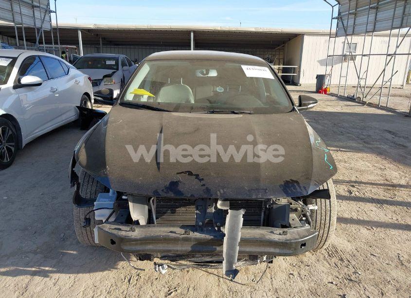 Photo 12 of 2018 Volkswagen Passat 2.0T R-LINE/2.0T S (VIN 1VWAA7A3XJC024371)