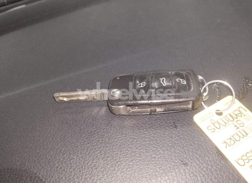 Photo 11 of 2020 Volkswagen Passat 2.0T S (VIN 1VWAA7A3XLC021375)