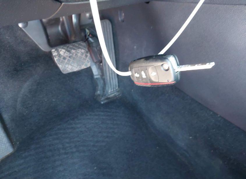 Photo 11 of 2013 Volkswagen Passat 2.5L S (VIN 1VWAH7A30DC001388)