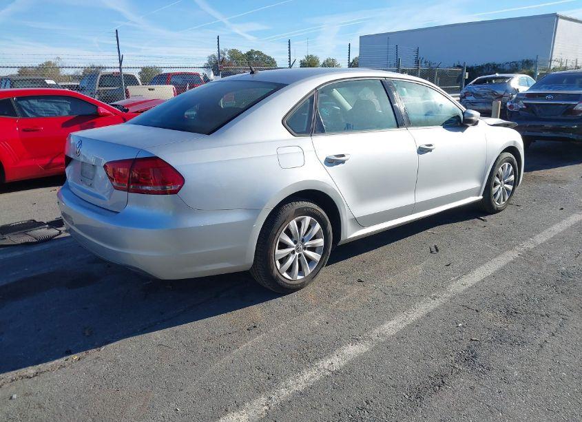 Photo 4 of 2013 Volkswagen Passat 2.5L S (VIN 1VWAH7A30DC001388)